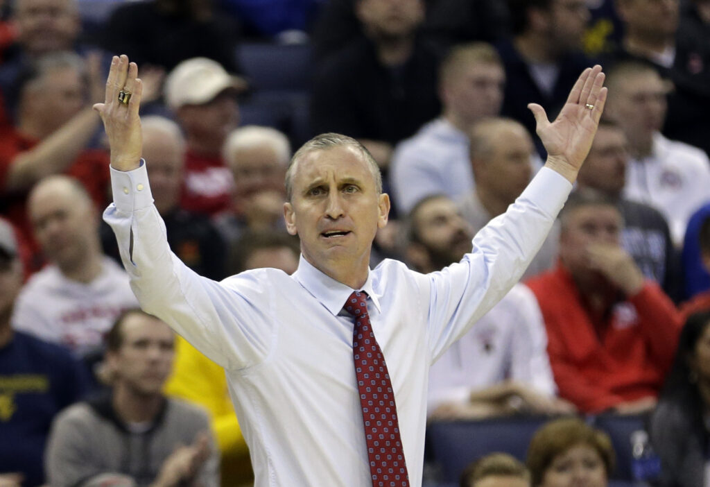 Report: Slow investigation and boosters continued presence around the program upsets Bobby Hurley